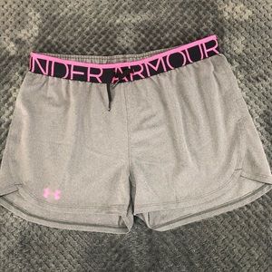 Under Amrour Medium Loose Fit Shorts